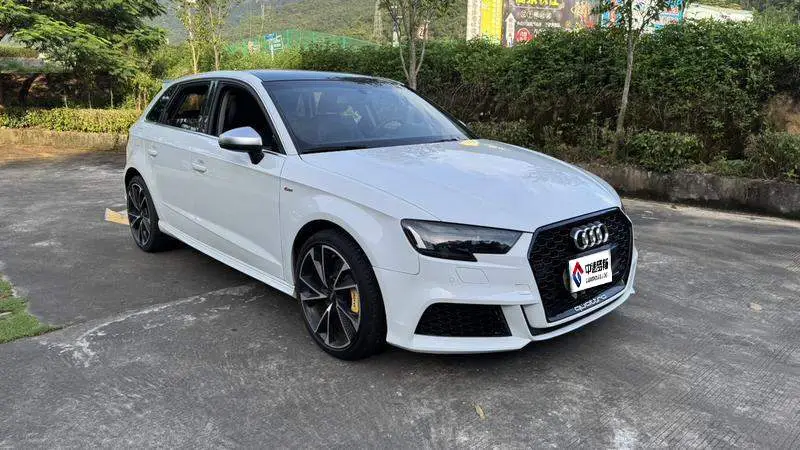 Audi A3 2018 30th Anniversary Sportback 35 TFSI Fashion Edition — 3