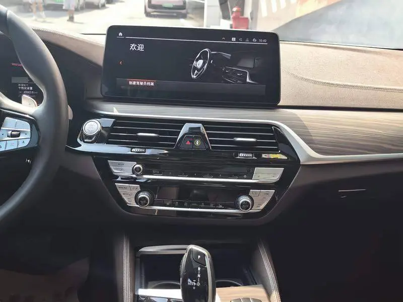 BMW 5 Series 2022 530Li xDrive Luxury Package — 19