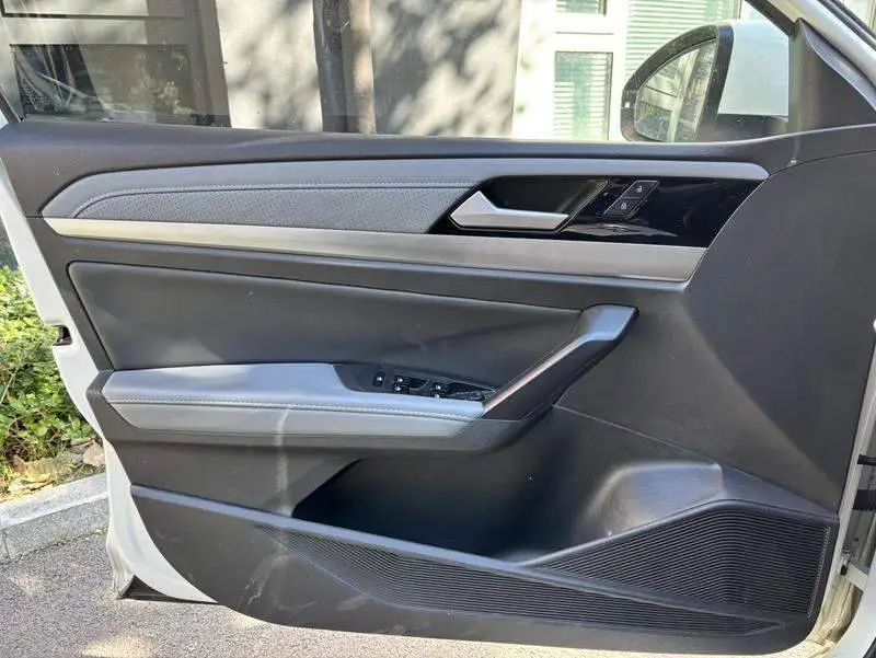 Lavida 2023 Model 1.5L Automatic 5 Million Edition — 8