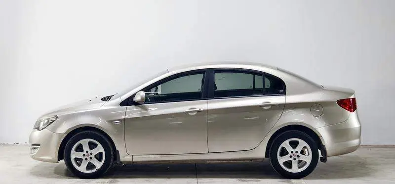 Roewe 350 2013 350S 1.5L Manual Centaur Edition — 4