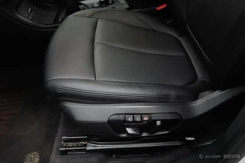 BMW X1 2018 sDrive18Li Fashion Model — 19
