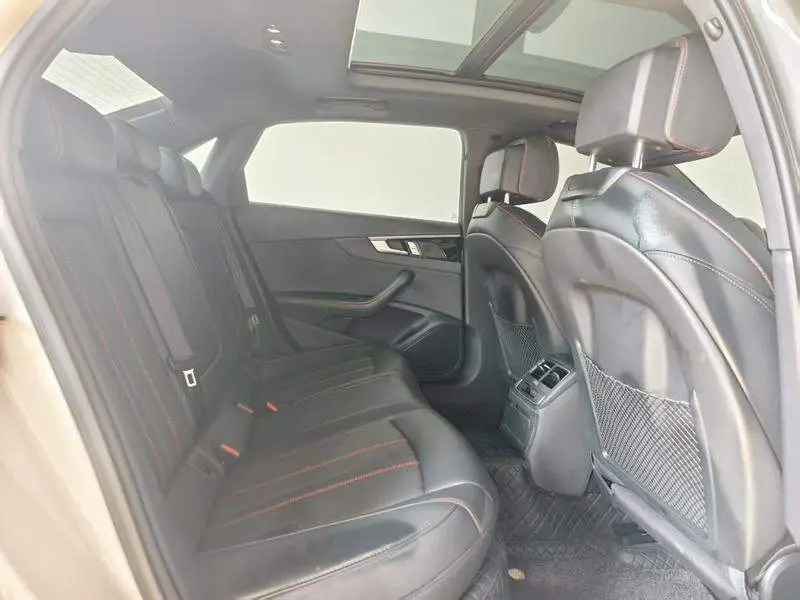 Audi A4L 2025 2 million units of Enjoyable Edition 40 TFSI Luxury Dynamic Edition — 15