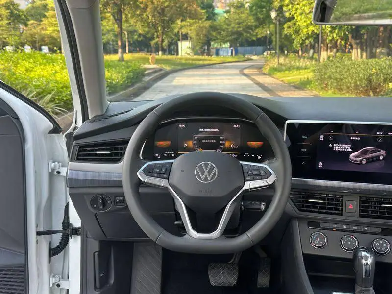 Bora 2024 200TSI DSG Free Edition — 15