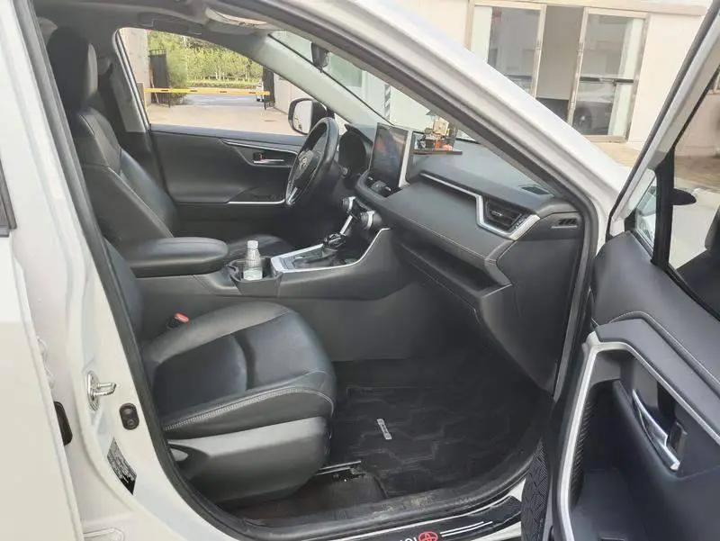 RAV4 Rongfang 2021 2.0L CVT 4WD Fashion Edition — 16