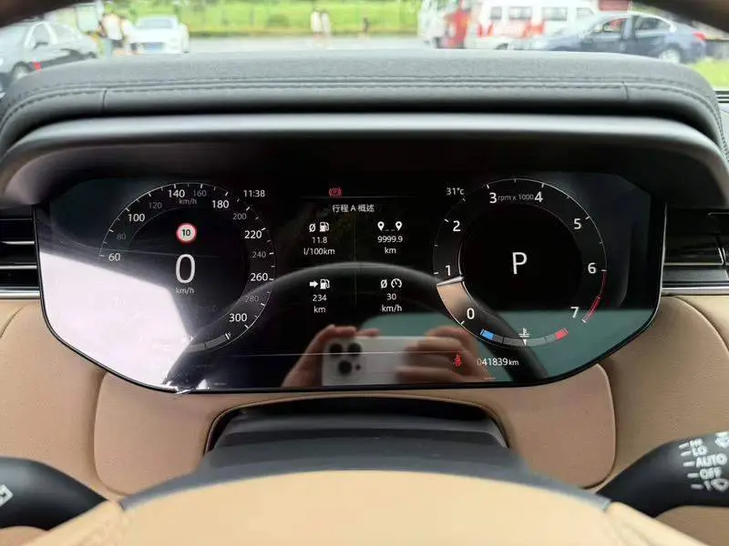 Range Rover Sport 2024 400PS Dynamic HSE — 16