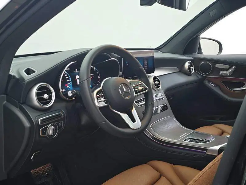 Mercedes-Benz GLC 2021 GLC 260 L 4MATIC Luxury — 11