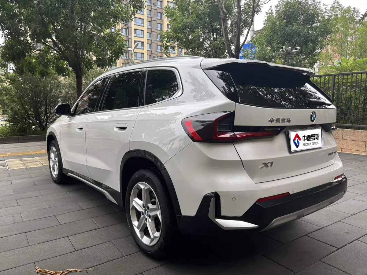 BMW X1 2023 sDrive20Li X Design Package — 4