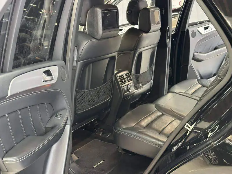Mercedes-Benz M-Class AMG 2012 AMG ML 63 — 14