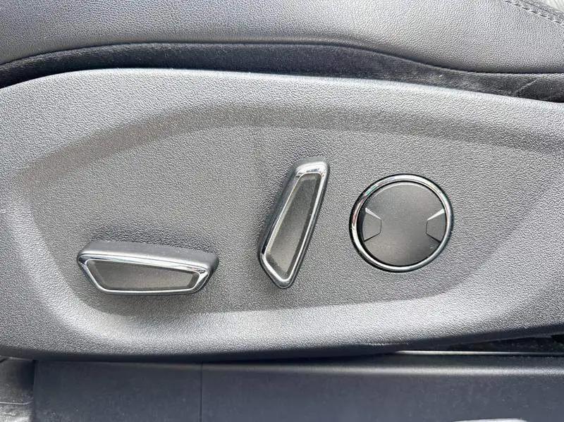 Taurus 2019 EcoBoost 245 Premium Edition — 11