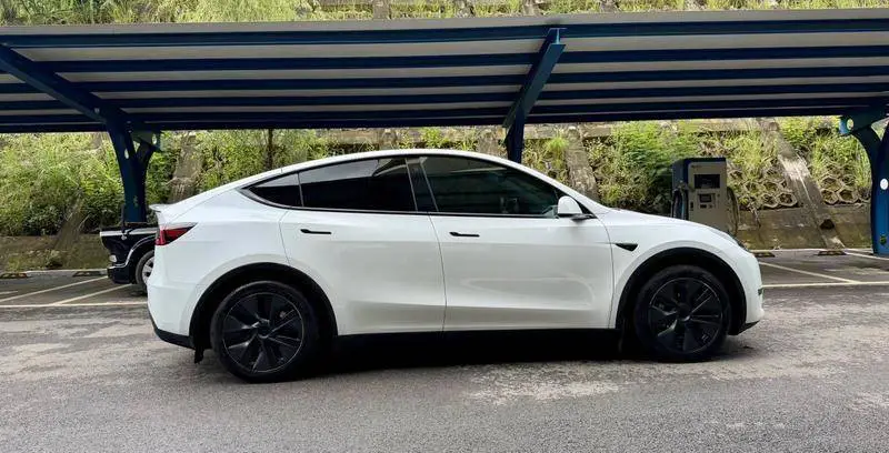 Model Y 2023 rear-wheel drive version — 7