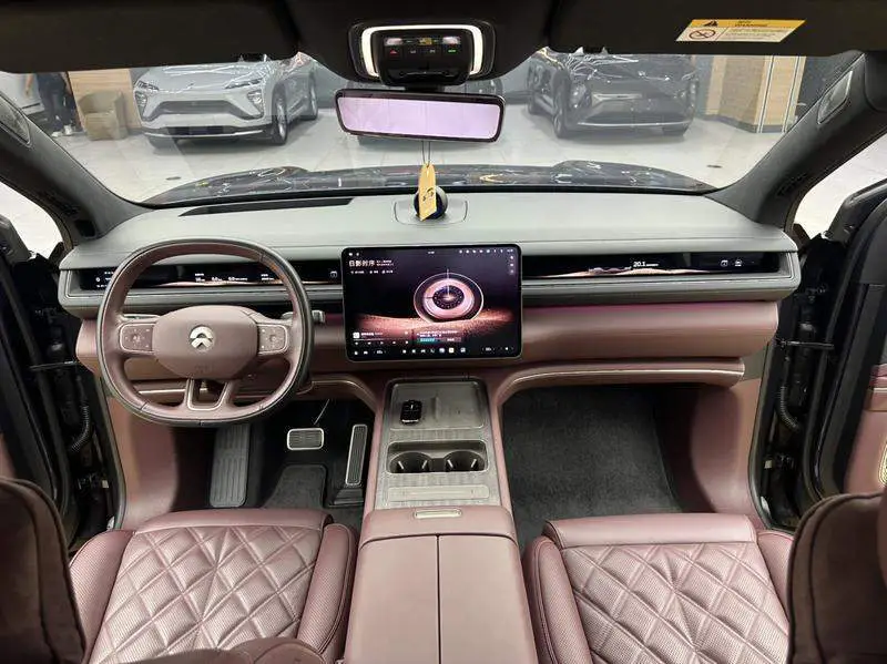 NIO ES8 2026 Six-Seat Executive Signature Edition — 18