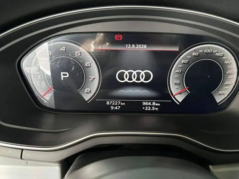 Audi A4L 2020 40 TFSI Luxury Dynamic Edition — 10