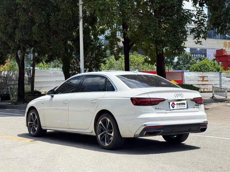 Audi A4L 2020 40 TFSI Stylish and Dynamic — 4
