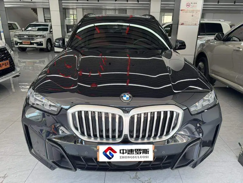 BMW X5 2025 xDrive 40Li M Sport Night Package — 2