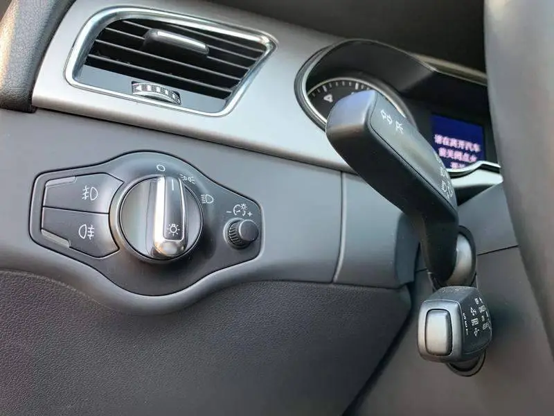 Audi A4L 2013 35 TFSI Automatic Comfort — 18