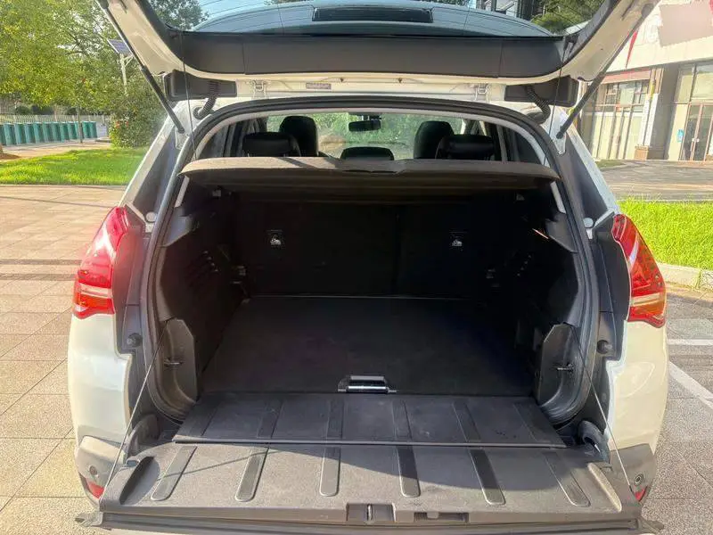 Peugeot 3008 2016 1.6THP Automatic Premium Edition — 17