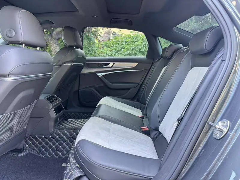 Audi A6L 2022 45 TFSI Selected Dynamic Edition — 9