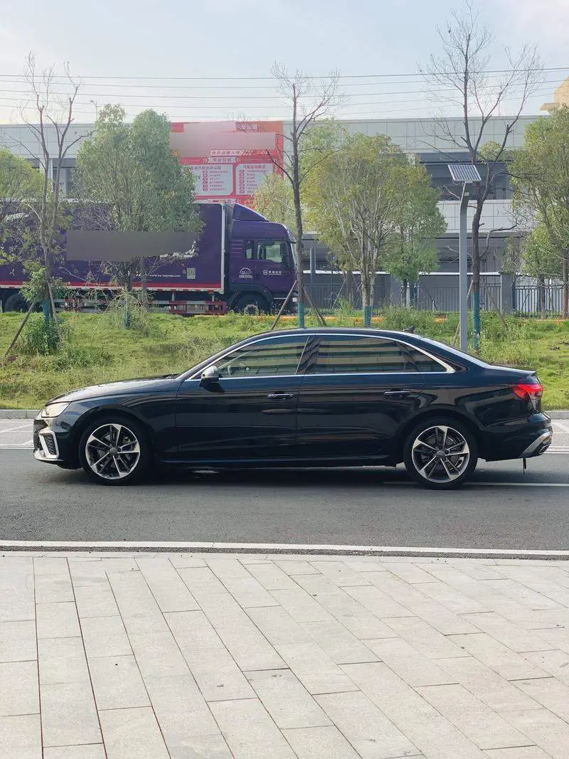 Audi A4L 2020 40 TFSI Stylish and Dynamic — 4