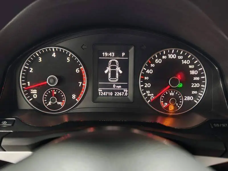 Scirocco 2011 2.0TSI Luxury Edition — 8