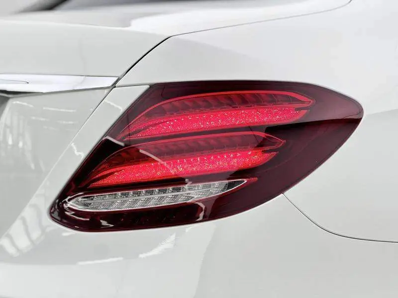 Mercedes-Benz E-Class 2020 E 260 L — 8