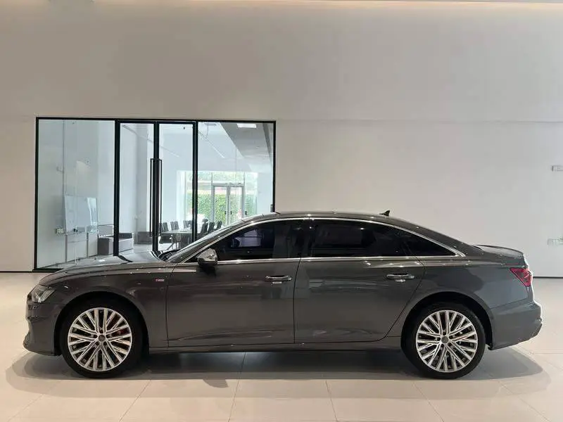 Audi A6L 2020 55 TFSI quattro Premium Dynamic Edition — 4