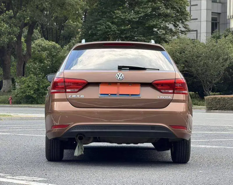 Langxing 2015 1.6L Automatic Fashion Edition — 6