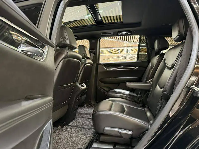 Cadillac XT6 2021 28T six-seat four-wheel drive luxury model — 11