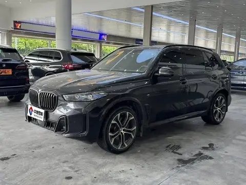 BMW X5 2026 xDrive 40Li M Sport Night Package