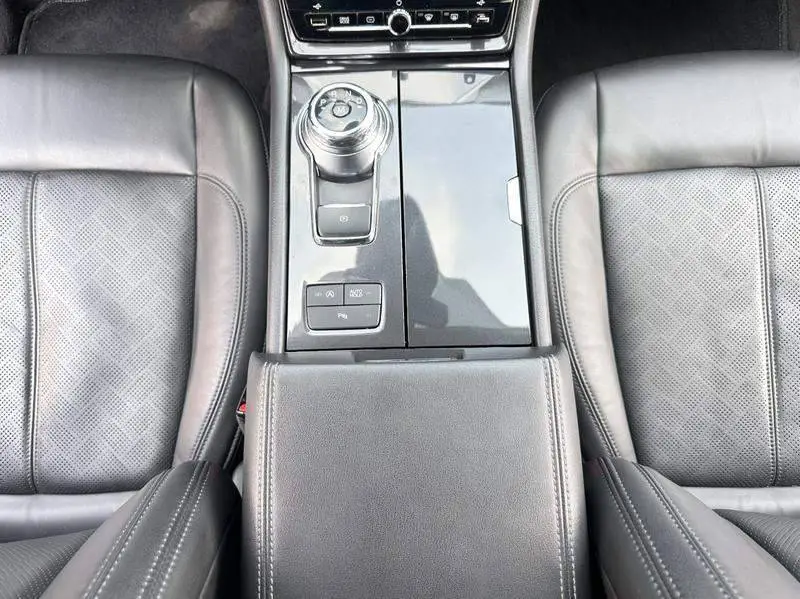 Taurus 2019 EcoBoost 245 Premium Edition — 10