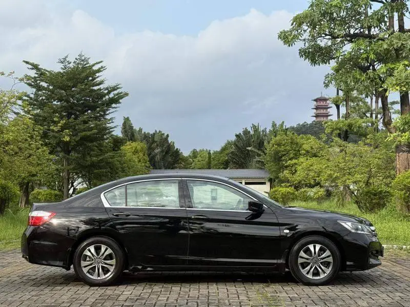 Accord 2015 2.0L LX Comfort Edition — 8