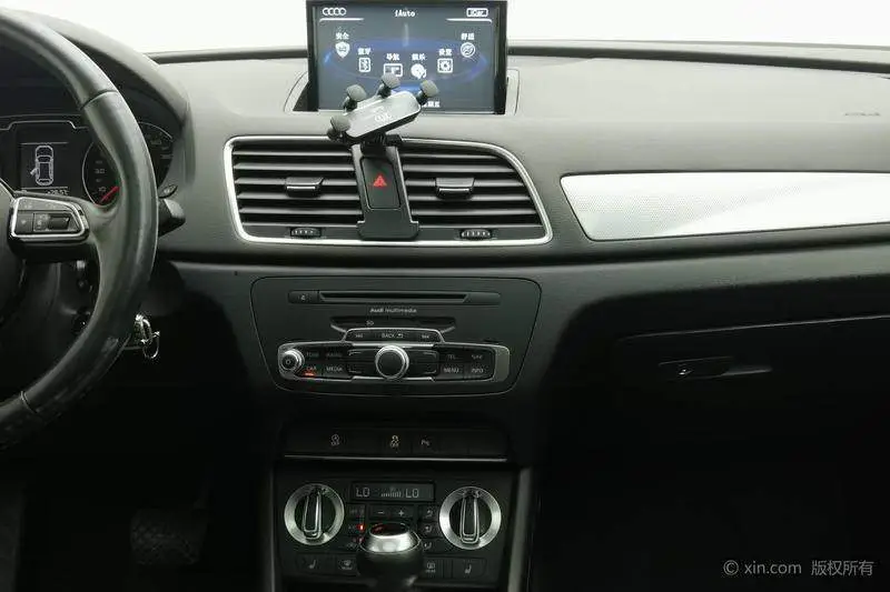 Audi Q3 2015 35 TFSI Comfort Edition — 9