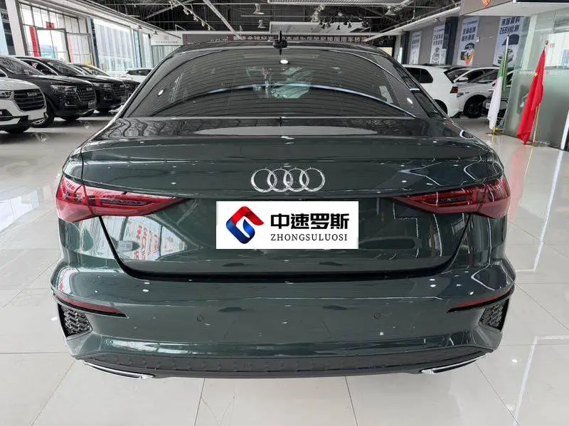 Audi A3 2022 Sportback 35 TFSI Luxury Sports — 3