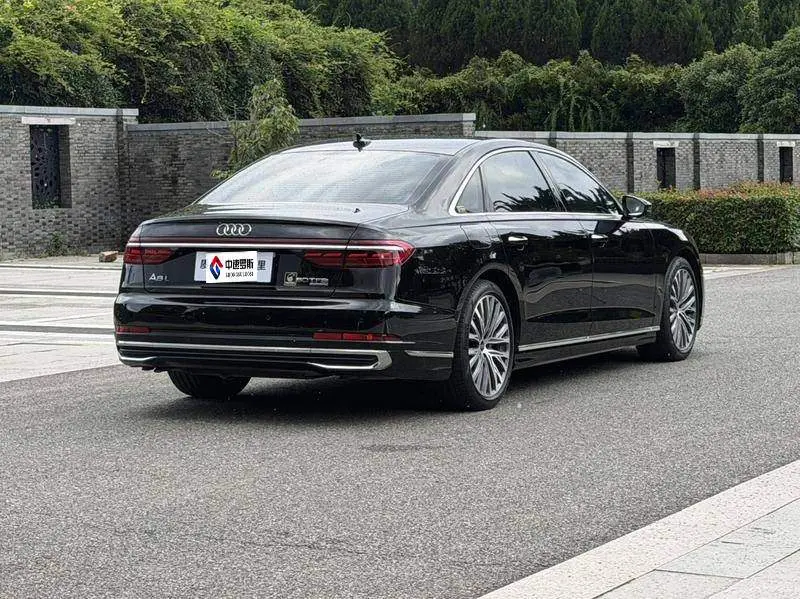 Audi A8 2023 A8L 50 TFSI quattro Premium Edition — 6