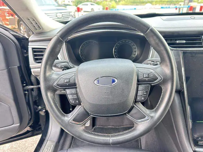 Taurus 2019 EcoBoost 245 Premium Edition — 16