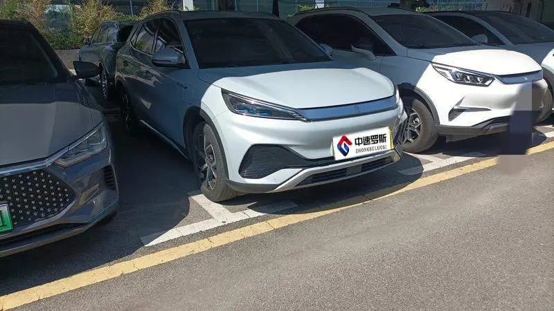 Yuan PLUS 2023 Champion Edition 430KM Beyond — 3