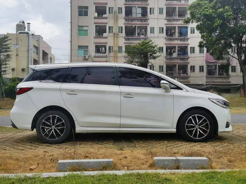 Song MAX 2018 1.5T Automatic Intelligent Connection Premium 6 Seaters — 8
