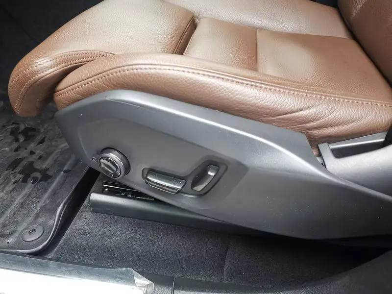 Volvo XC60 2022 B5 4WD Smart Luxury Edition — 19