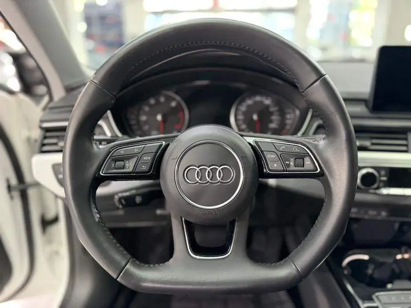 Audi A4L 2019 45 TFSI quattro Personality Sports Edition National V — 10