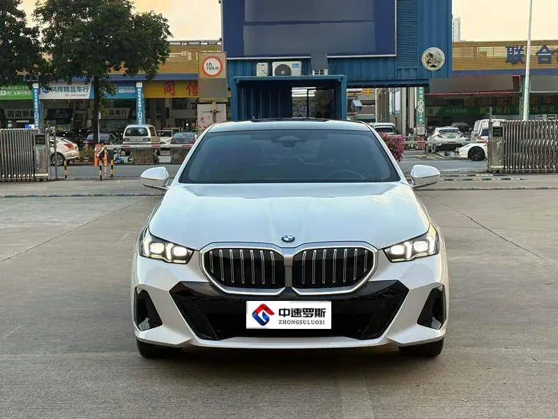 BMW 5 Series 2025 525Li M Sport Package — 2