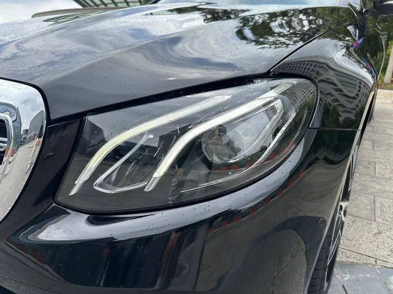Mercedes-Benz E-Class 2018 E 300 Sport — 9