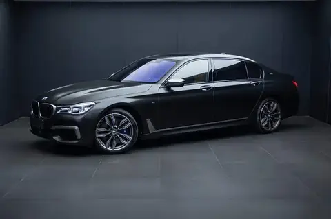 BMW 7 Series 2017 M760Li xDrive Premium Luxury Edition