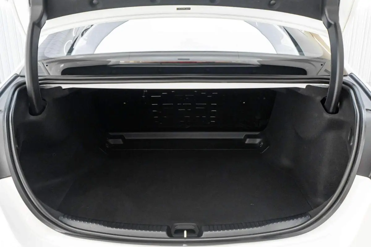 Mercedes-Benz C-Class 2024 C 260 L Sport — 9