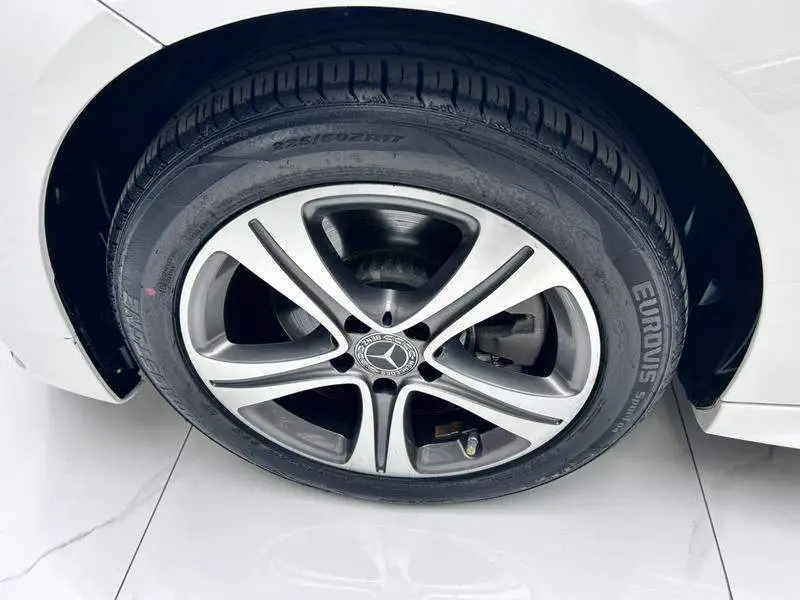 Mercedes-Benz C-Class 2022 C 200 L Sport — 8