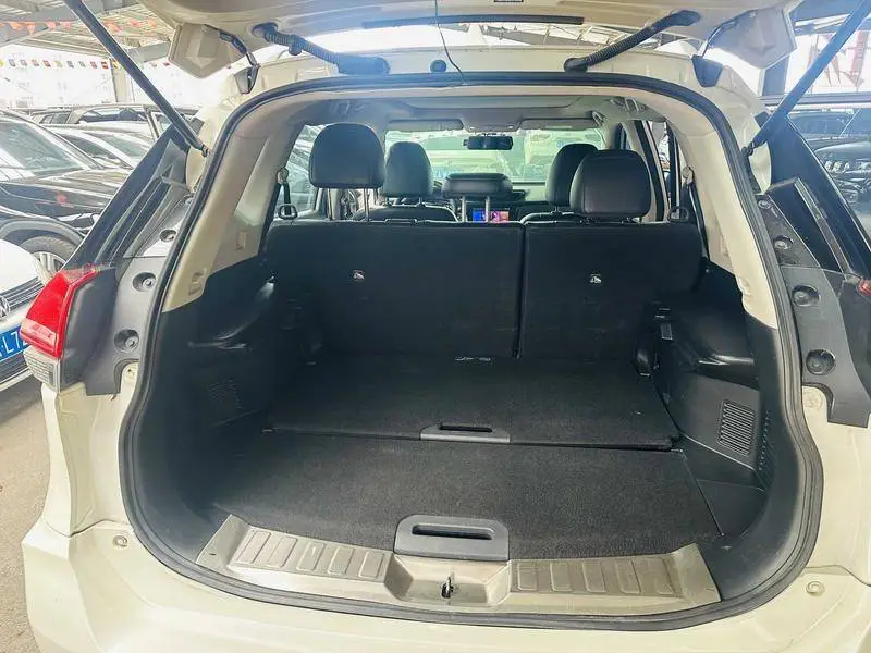 X-Trail 2017 2.0L CVT Smart Edition 2WD — 11