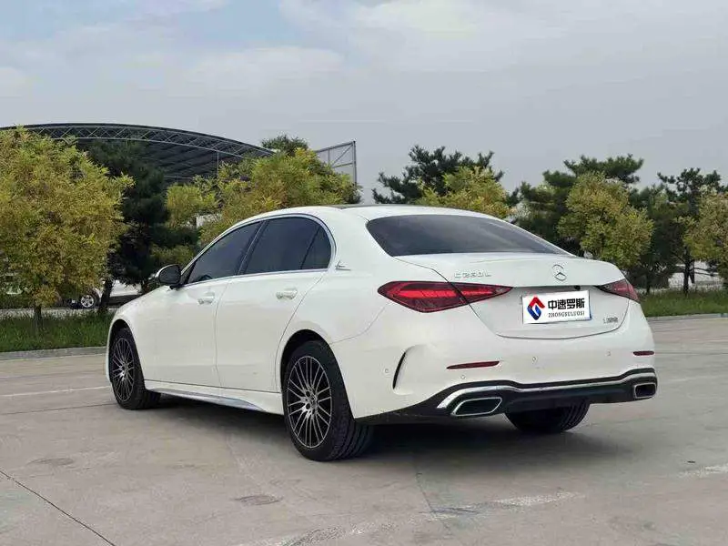 Mercedes-Benz C-Class 2024 C 260 L Sport Edition — 4