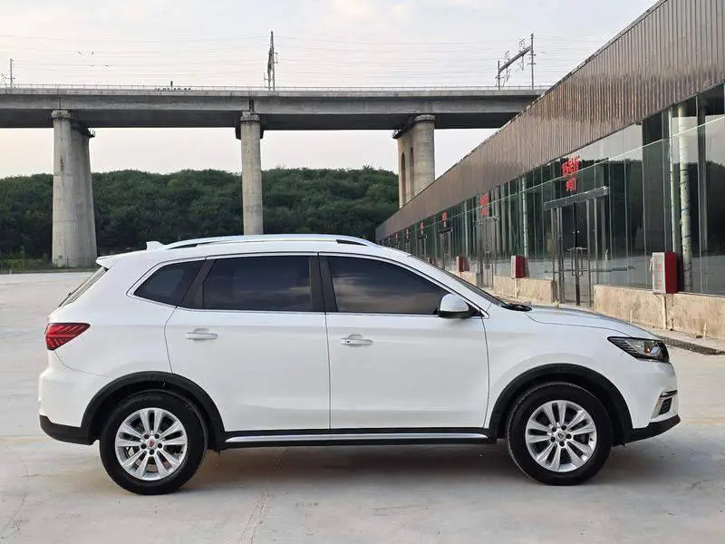 Roewe RX5 2016 20T 2WD Automatic Luxury Edition — 5