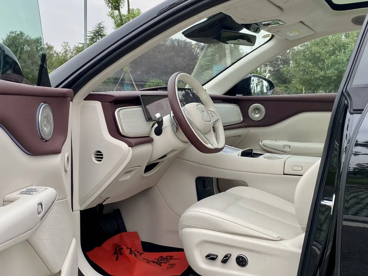Lantu Zhiyin 2025 Four-Wheel Drive Qiankun Edition — 12