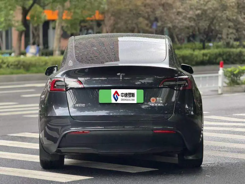 Model Y 2024 rear-wheel drive version — 5