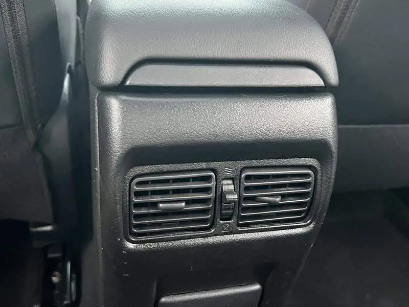 Sylphy 2018 1.6XV CVT Premium Edition — 20