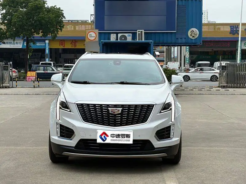Cadillac XT5 2022 2.0T 2WD Luxury Model — 2